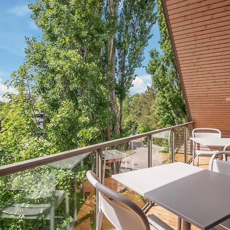 2 Bedroom Gorgeous In Tossens Apartamento Stick