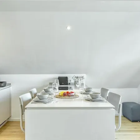 2 Bedroom Gorgeous In Tossens * Stick