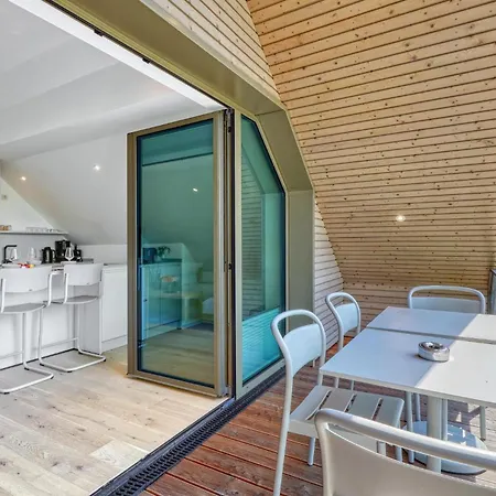 2 Bedroom Gorgeous In Tossens Apartamento Stick