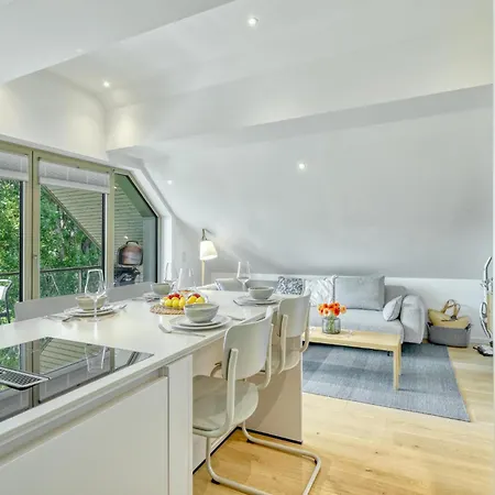 2 Bedroom Gorgeous In Tossens Apartmán *