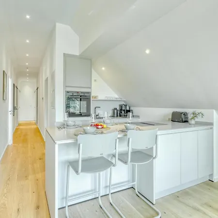 2 Bedroom Gorgeous In Tossens Stick